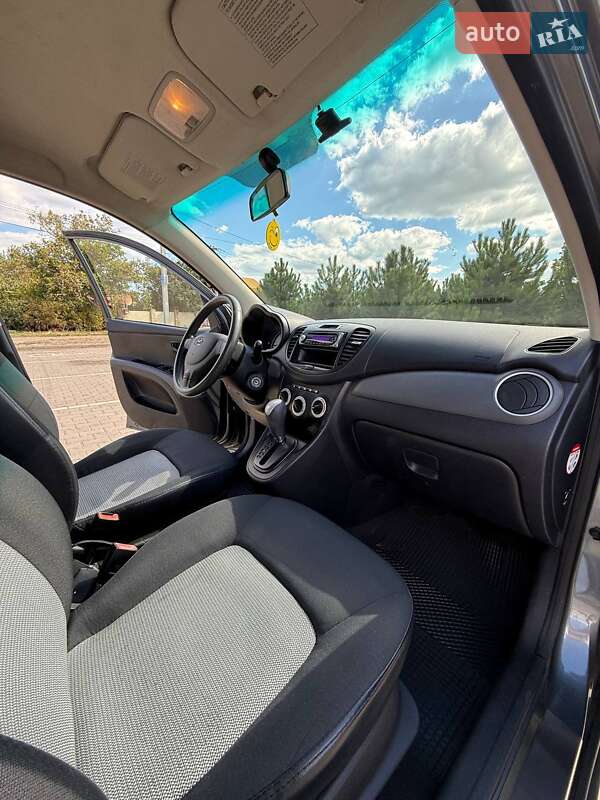 Хэтчбек Hyundai i10 2008 в Одессе