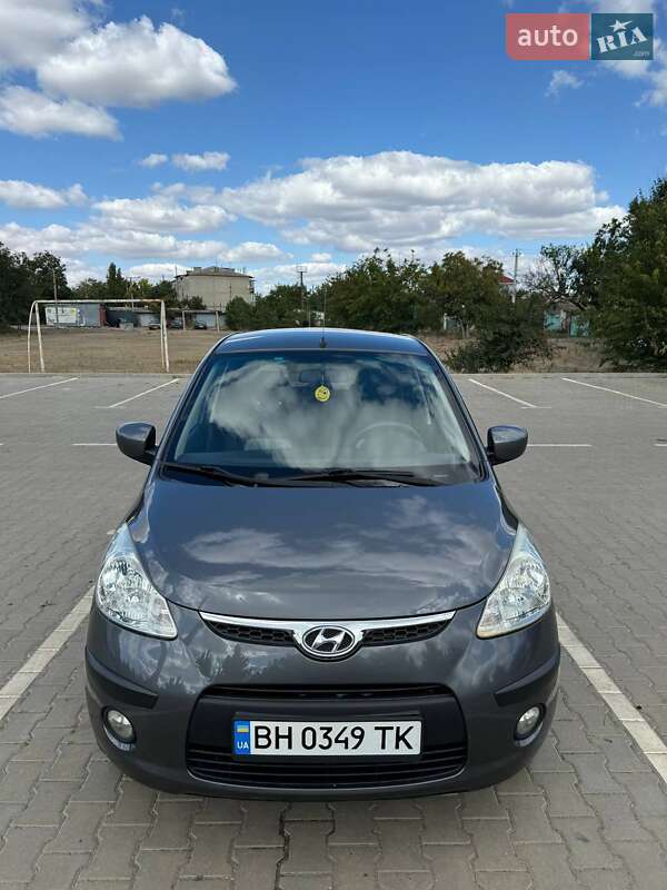 Хэтчбек Hyundai i10 2008 в Одессе