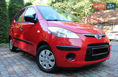 Хэтчбек Hyundai i10 2009 в 