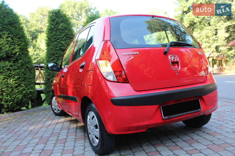 Хэтчбек Hyundai i10 2009 в Трускавце