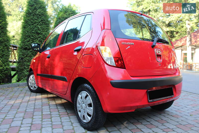 Хэтчбек Hyundai i10 2009 в Трускавце