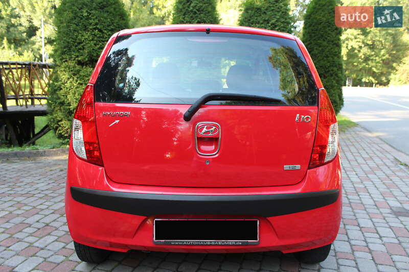 Хэтчбек Hyundai i10 2009 в Трускавце