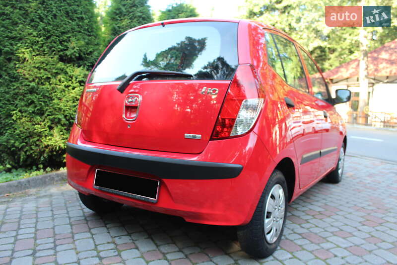 Хэтчбек Hyundai i10 2009 в Трускавце