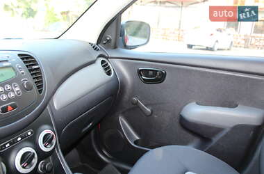 Хэтчбек Hyundai i10 2009 в 