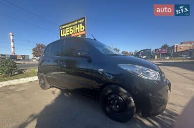 Хэтчбек Hyundai i10 2013 в 