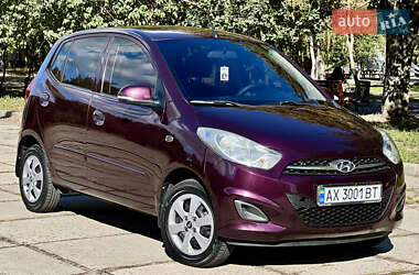 Хэтчбек Hyundai i10 2012 в 