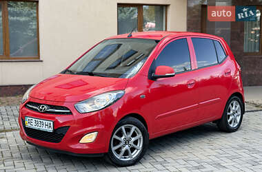 Хэтчбек Hyundai i10 2012 в 