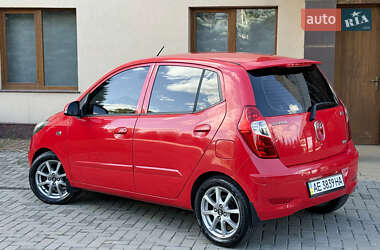 Хэтчбек Hyundai i10 2012 в 