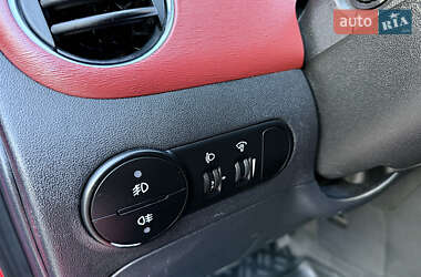 Хэтчбек Hyundai i10 2012 в 
