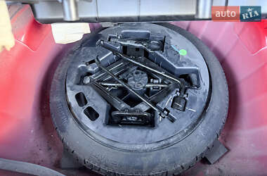 Хэтчбек Hyundai i10 2012 в 