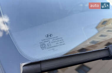 Хэтчбек Hyundai i10 2012 в 