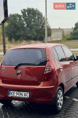Хэтчбек Hyundai i10 2013 в 