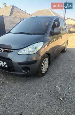 Хэтчбек Hyundai i10 2008 в 