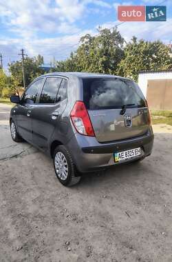 Хэтчбек Hyundai i10 2008 в 