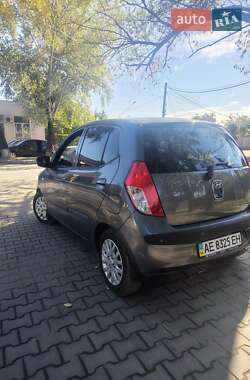 Хэтчбек Hyundai i10 2008 в Днепре