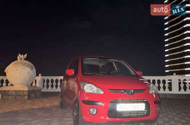 Хэтчбек Hyundai i10 2008 в 