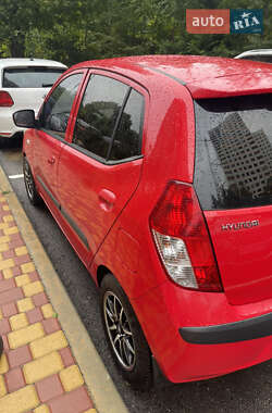 Хэтчбек Hyundai i10 2008 в 