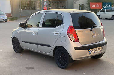 Хэтчбек Hyundai i10 2008 в 
