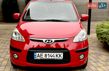 Хэтчбек Hyundai i10 2008 в 