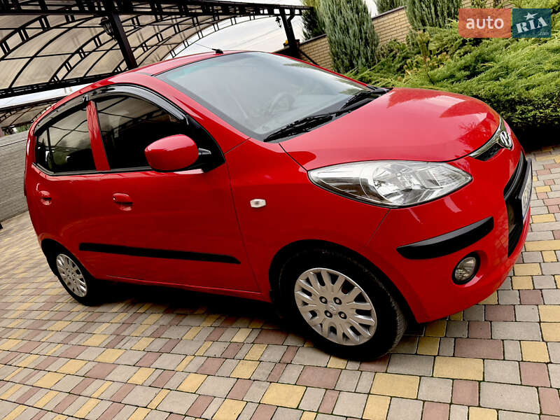 Хэтчбек Hyundai i10 2008 в Днепре