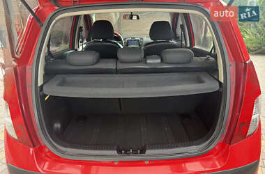Хэтчбек Hyundai i10 2008 в 