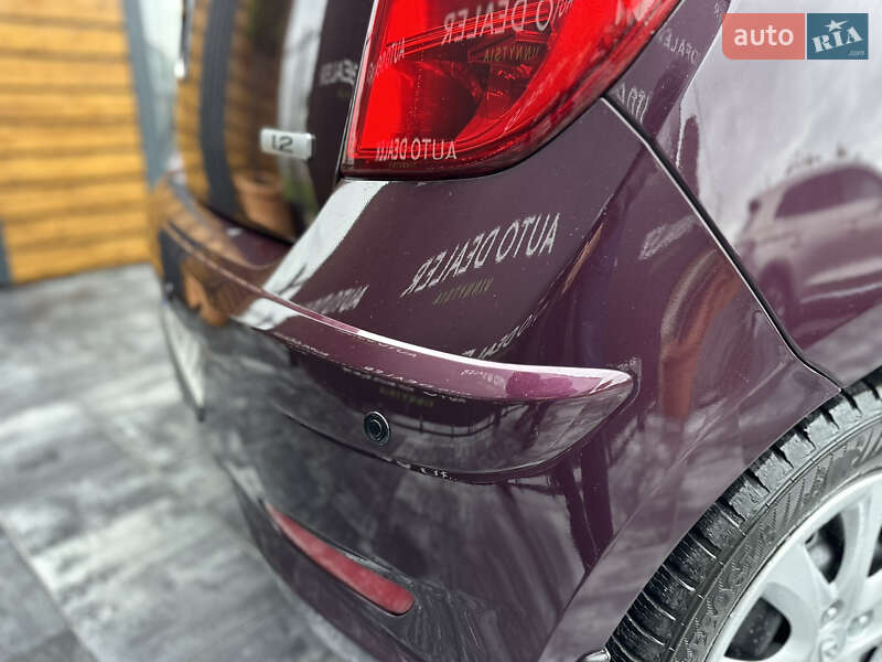 Хэтчбек Hyundai i10 2012 в Виннице