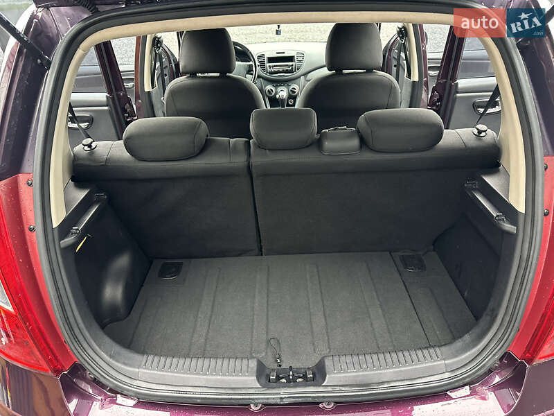 Хэтчбек Hyundai i10 2012 в Виннице