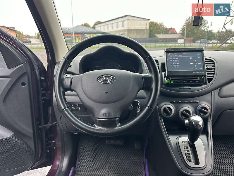 Хэтчбек Hyundai i10 2012 в Виннице