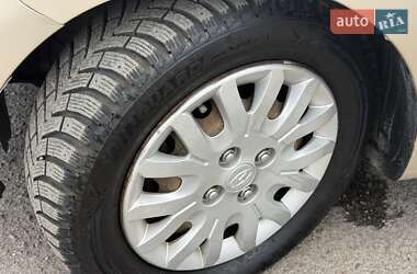 Хэтчбек Hyundai i10 2008 в Николаеве