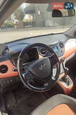 Хетчбек Hyundai i10 2014 в 