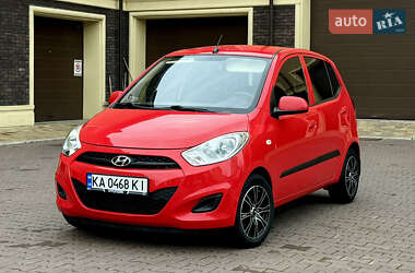 Хетчбек Hyundai i10 2013 в 