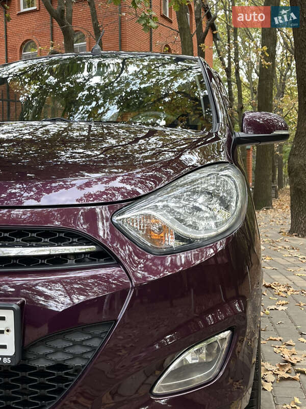 Хэтчбек Hyundai i10 2012 в Одессе фото 9 Хэтчбек Hyundai i10 2012 в Одессе