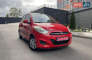 Хетчбек Hyundai i10 2011 в Києві