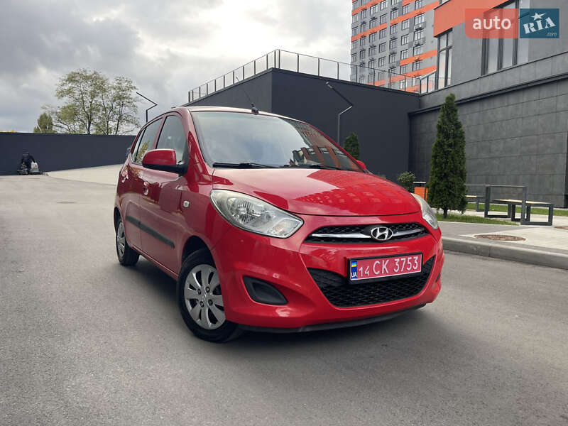 Хетчбек Hyundai i10 2011 в Києві