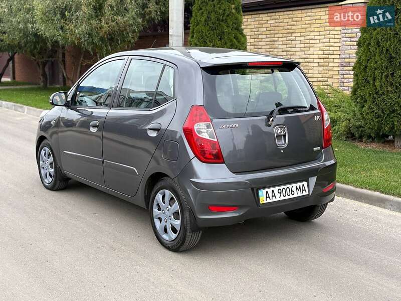 Хетчбек Hyundai i10 2012 в Києві