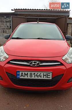Хетчбек Hyundai i10 2011 в Житомирі