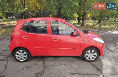 Хэтчбек Hyundai i10 2011 в  фото 9 Хэтчбек Hyundai i10 2011 в
