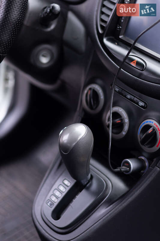 Хетчбек Hyundai i10 2013 в Кременчуці фото 12 Хетчбек Hyundai i10 2013 в Кременчуці