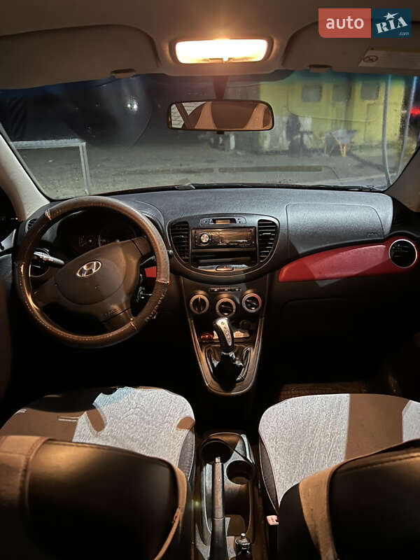 Хетчбек Hyundai i10 2012 в Чернівцях фото 20 Хетчбек Hyundai i10 2012 в Чернівцях