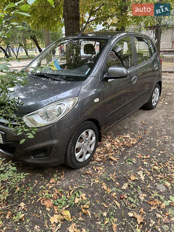Хэтчбек Hyundai i10 2013 в Харькове