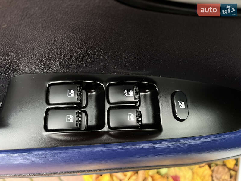 Хетчбек Hyundai i10 2008 в Рівному фото 30 Хетчбек Hyundai i10 2008 в Рівному