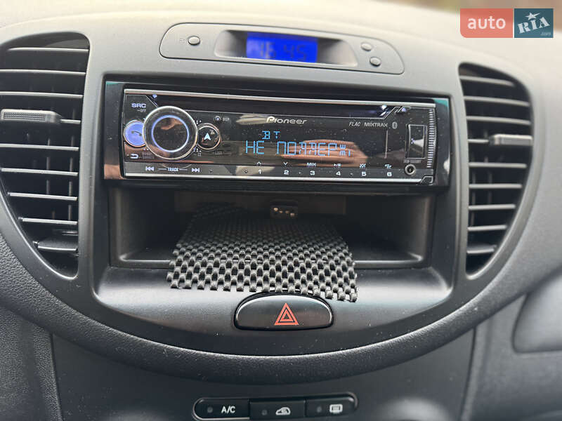 Хетчбек Hyundai i10 2013 в Києві