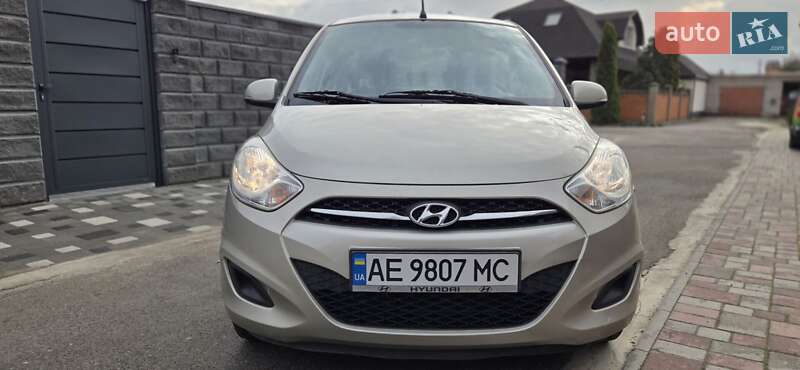 Хэтчбек Hyundai i10 2013 в Кривом Роге фото 5 Хэтчбек Hyundai i10 2013 в Кривом Роге
