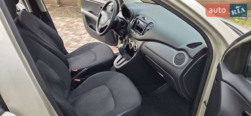 Хэтчбек Hyundai i10 2013 в Кривом Роге фото 33 Хэтчбек Hyundai i10 2013 в Кривом Роге