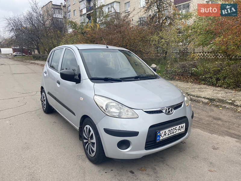 Хетчбек Hyundai i10 2010 в Первомайську фото 3 Хетчбек Hyundai i10 2010 в Первомайську