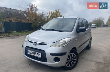 Хэтчбек Hyundai i10 2010 в Первомайске
