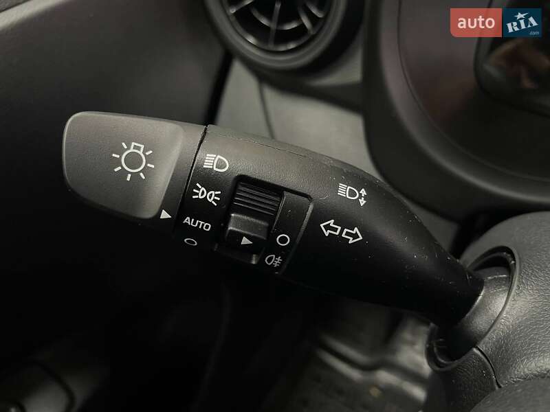 Хетчбек Hyundai i10 2025 в Києві фото 20 Хетчбек Hyundai i10 2025 в Києві