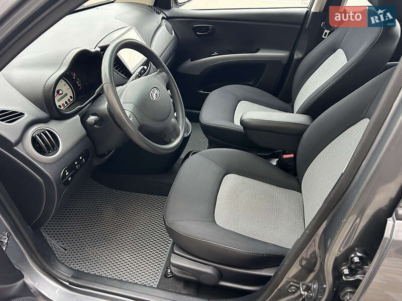 Хэтчбек Hyundai i10 2008 в Черкассах