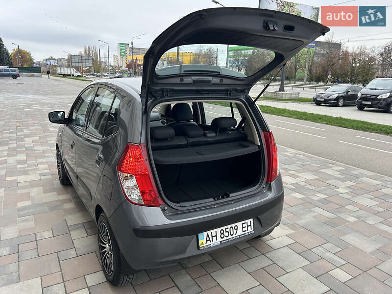 Хэтчбек Hyundai i10 2008 в Черкассах
