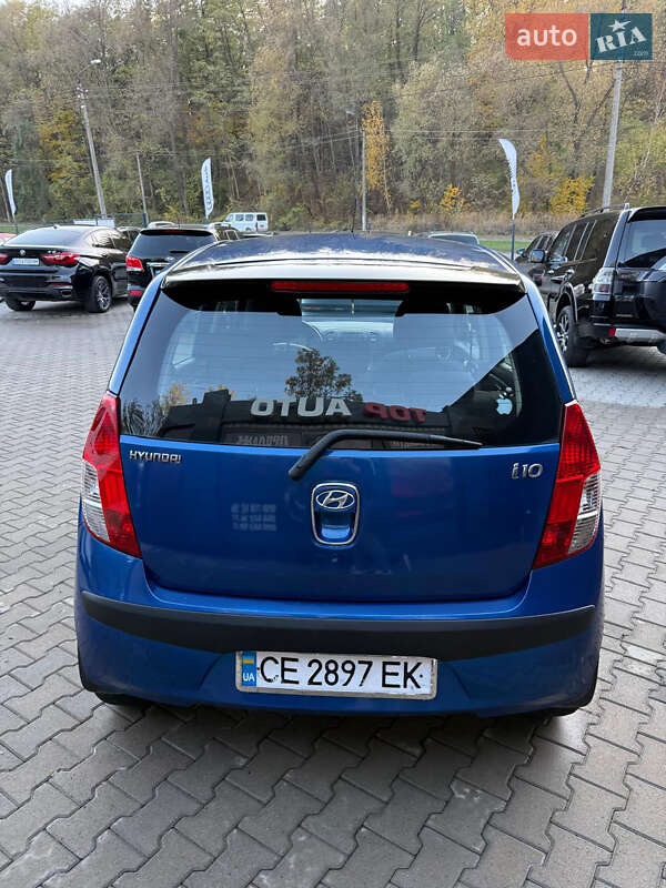 Хетчбек Hyundai i10 2008 в Чернівцях
